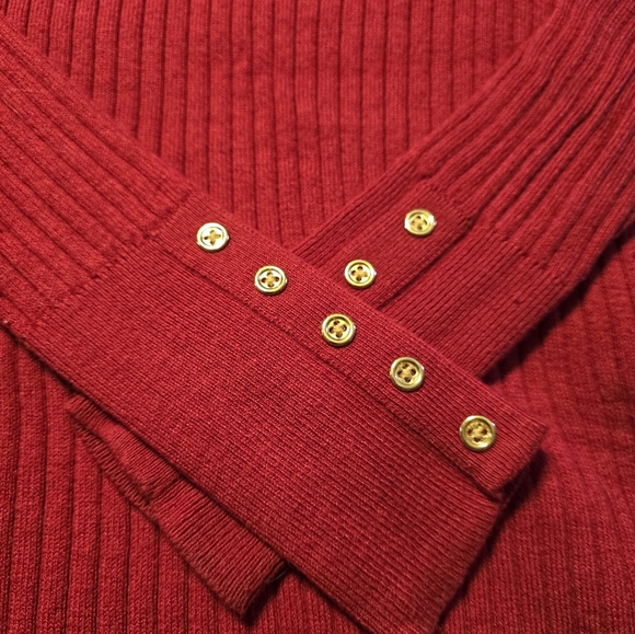 Like new Petite Talbots turtleneck sweater. - Picture 3 of 4